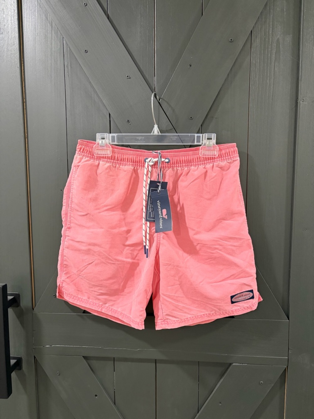 NWT Vineyard Vines Men’s Coral Pink Swim Board Shorts